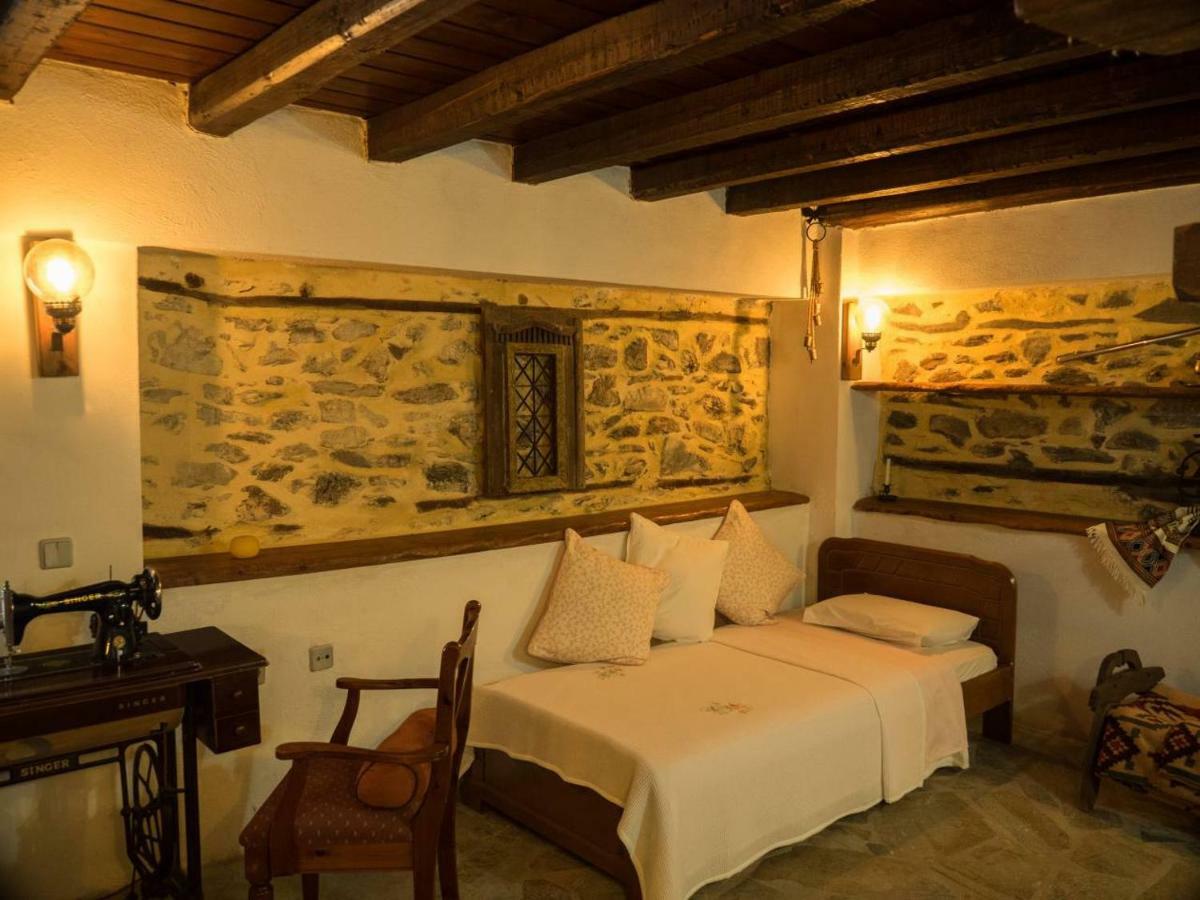 Villa Mansion Philoktitis Melivoia Esterno foto