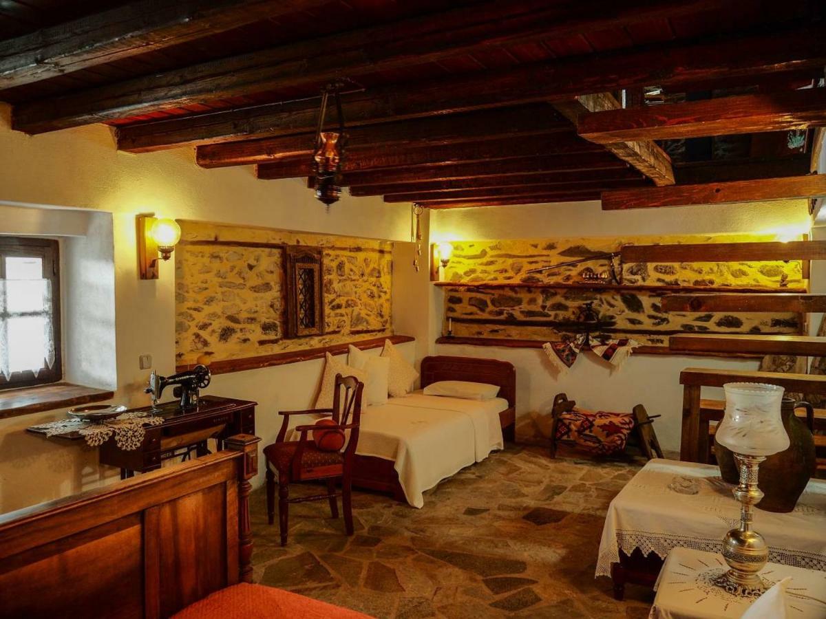 Villa Mansion Philoktitis Melivoia Esterno foto